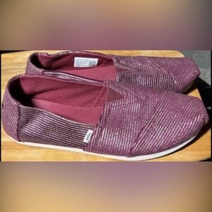 Toms Maroon Casual Slip-Ons Size 6.5